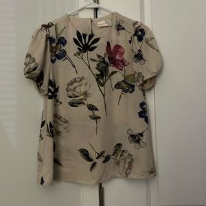 Floral puff sleeve top